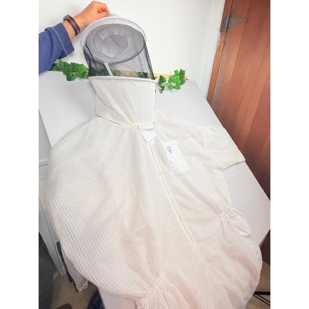 Humble Bee 420-6XL Aerated Beekeeping Suit with Round Veil White 6XL